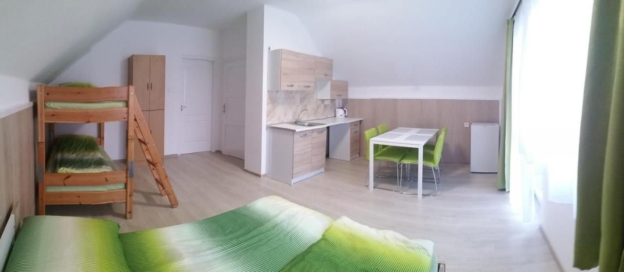 Apartament Elza Vendeghaz Sárospatak Zewnętrze zdjęcie